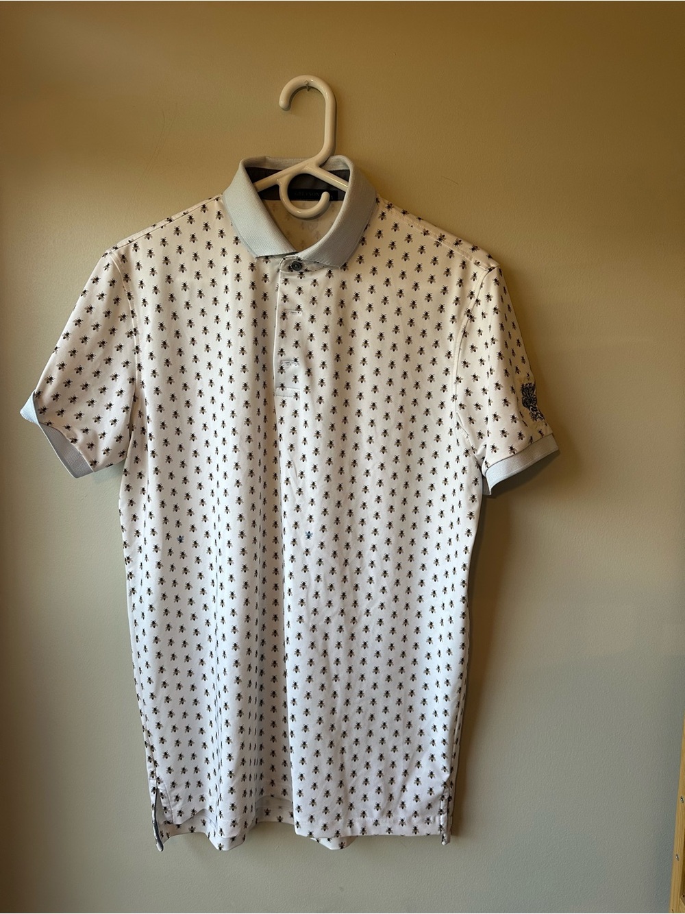 Greyson Men’s Queen Bee Polo